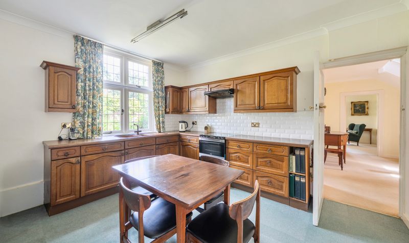The Mead, Ashtead, KT21