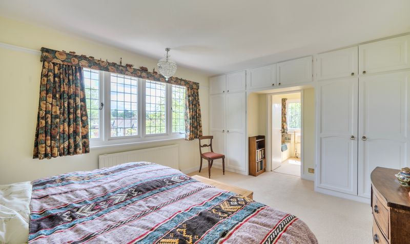 The Mead, Ashtead, KT21