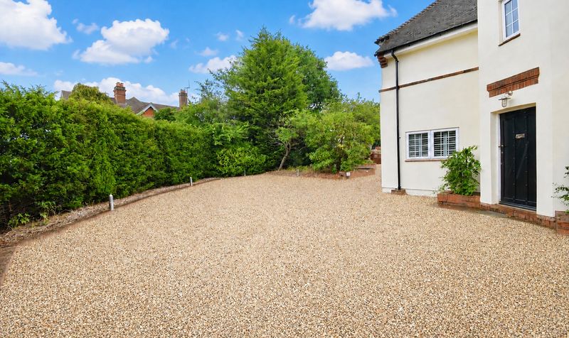 Agates Lane, Ashtead, KT21