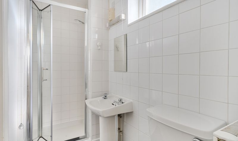 Overdale, Ashtead, KT21