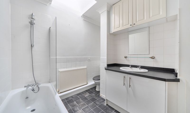 Overdale, Ashtead, KT21