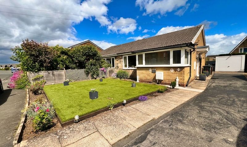 Burton Acres Way, Kirkburton, HD8