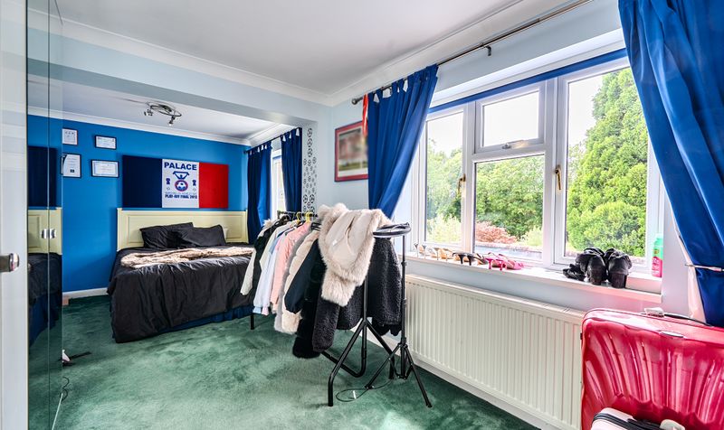 Golf Side, Cheam, SM2