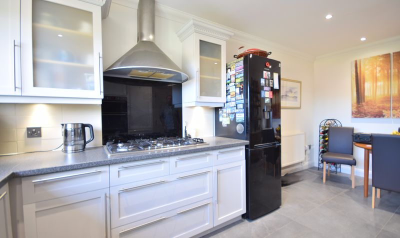 Grosvenor Road, Epsom, KT18