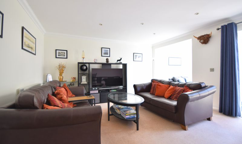 Grosvenor Road, Epsom, KT18