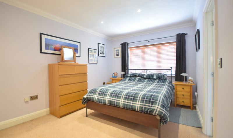 Grosvenor Road, Epsom, KT18