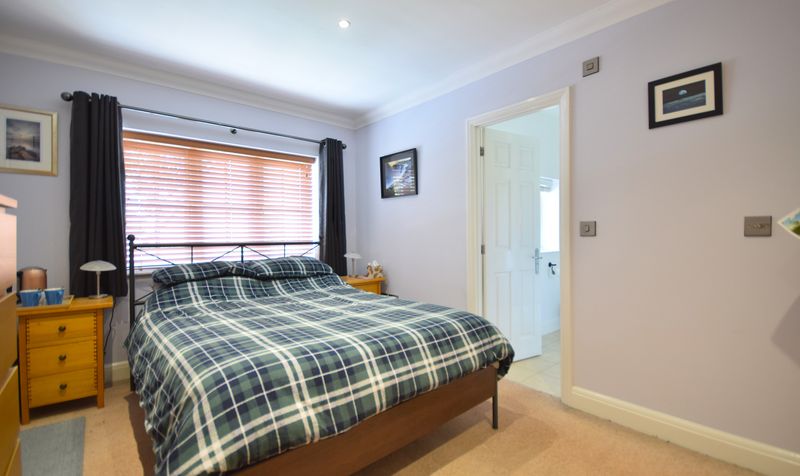 Grosvenor Road, Epsom, KT18