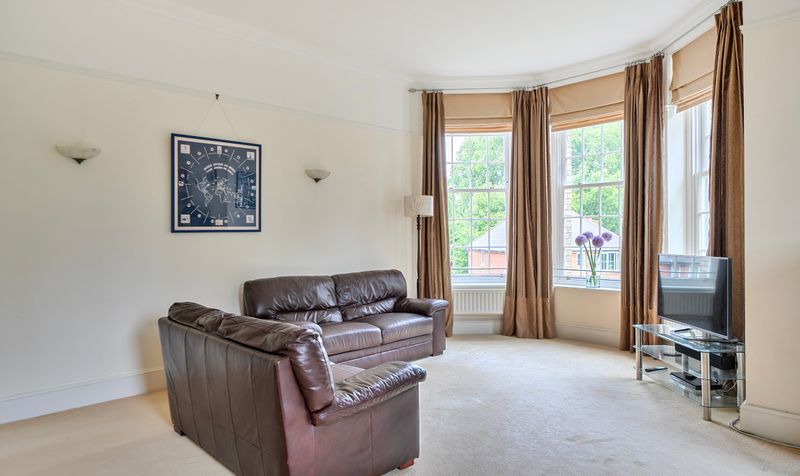 Horton Crescent, Epsom, KT19