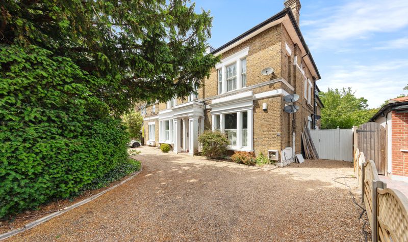 49D Anerley Park Image