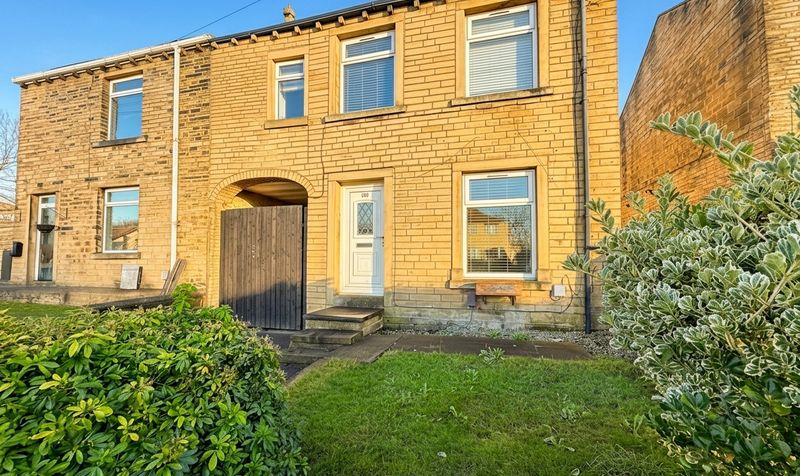 Wakefield Road, Huddersfield, HD5