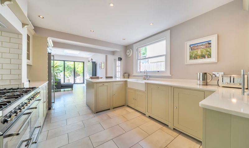 Barnett Wood Lane, Ashtead, KT21