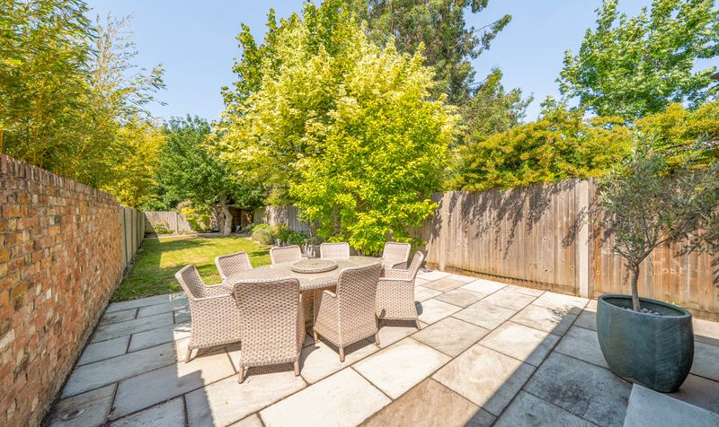 Barnett Wood Lane, Ashtead, KT21
