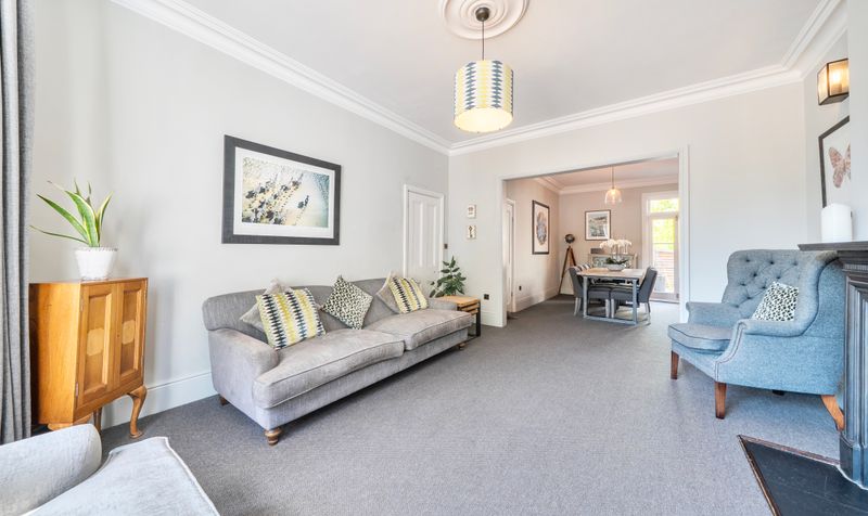 Barnett Wood Lane, Ashtead, KT21