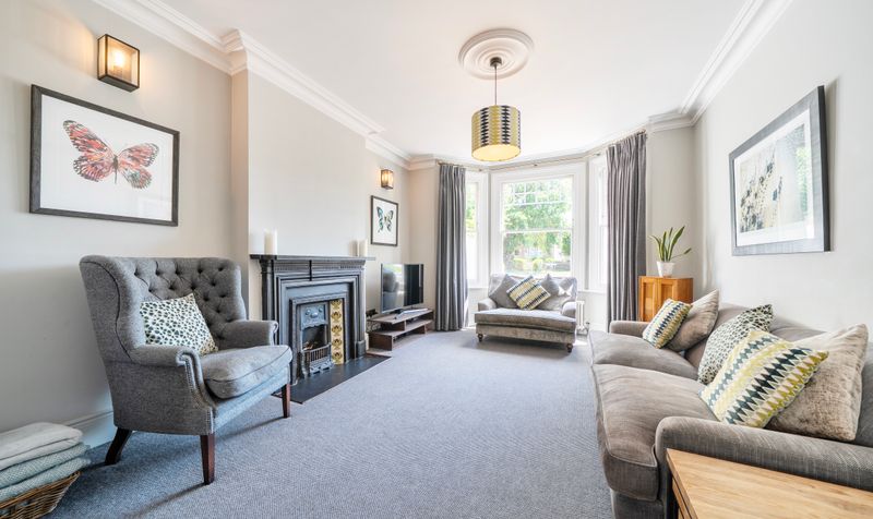 Barnett Wood Lane, Ashtead, KT21