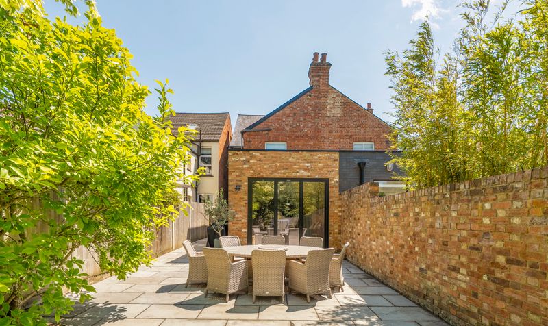 Barnett Wood Lane, Ashtead, KT21