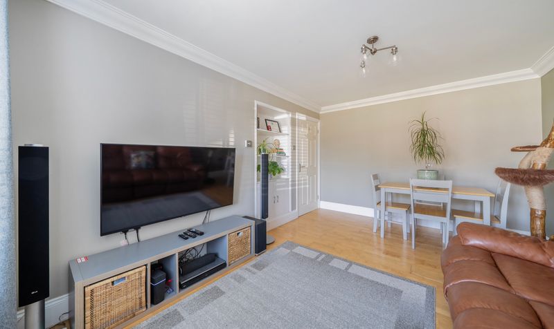 Brookers Close, Ashtead, KT21