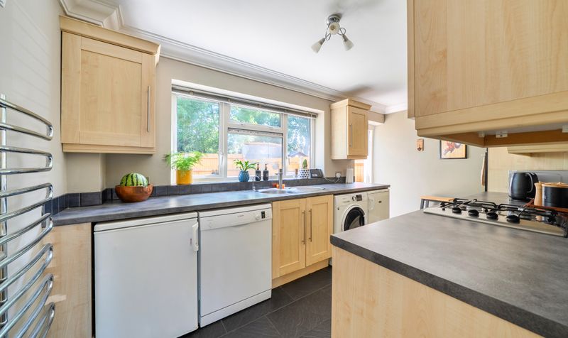 Brookers Close, Ashtead, KT21