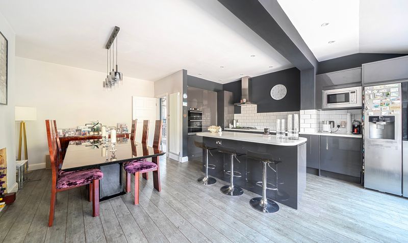 Andrews Close, Epsom, KT17