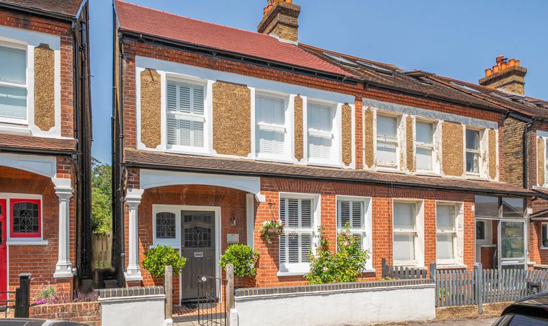 Andrews Close, Epsom, KT17