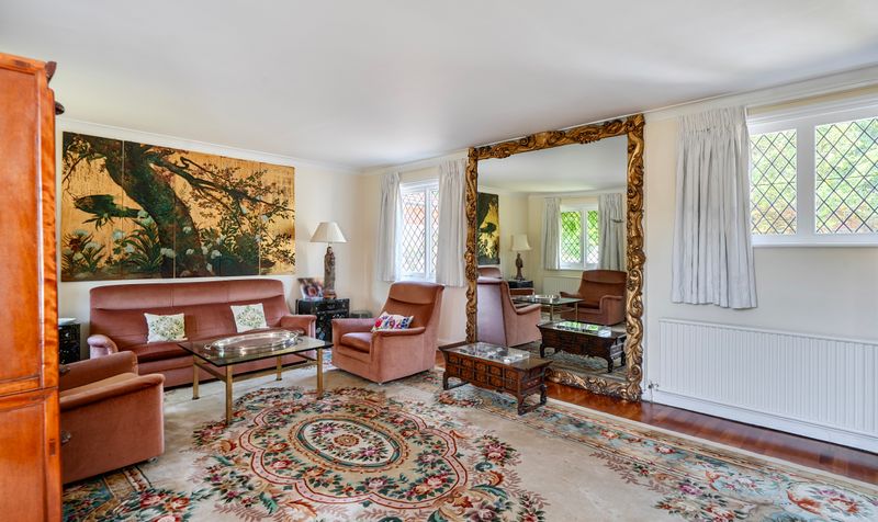 Epsom Road, Ashtead, KT21