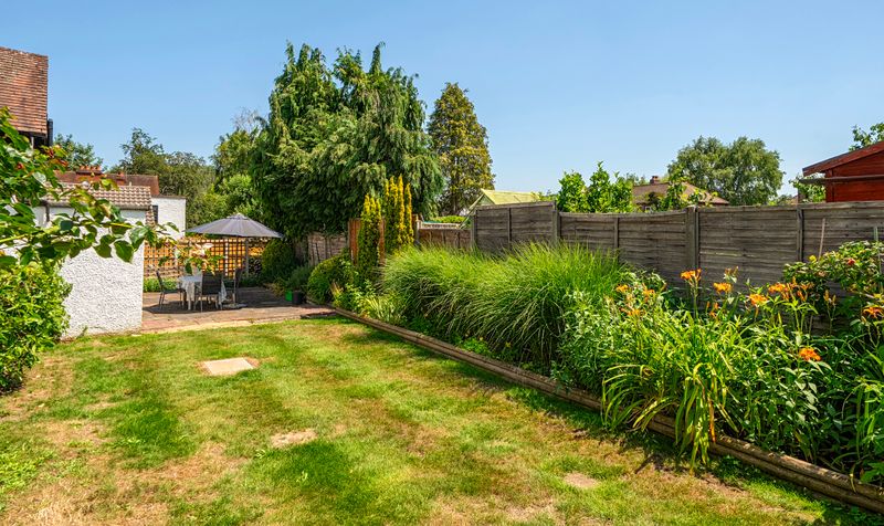Epsom Road, Ashtead, KT21