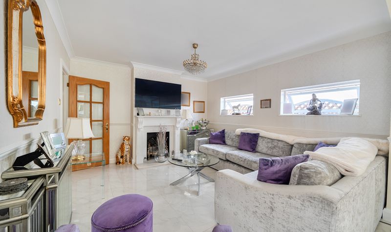 Lansdowne Road, Epsom, KT19