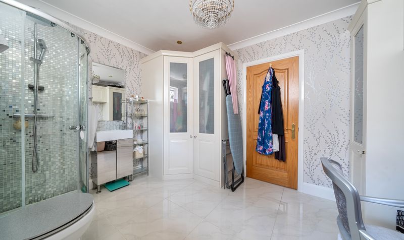 Lansdowne Road, Epsom, KT19