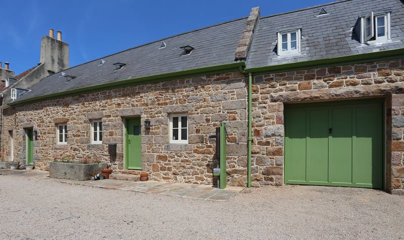 La Route De Trodez, St. Ouen, JE3
