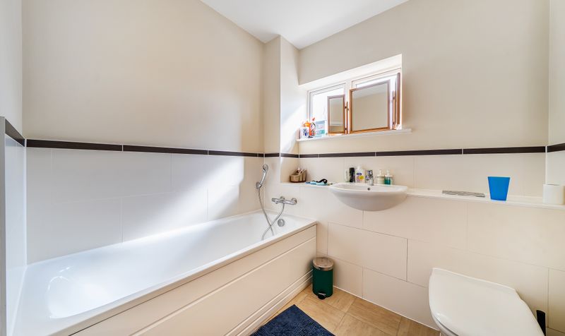 Redwood Drive, Epsom, KT19