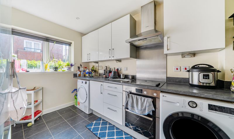 Redwood Drive, Epsom, KT19