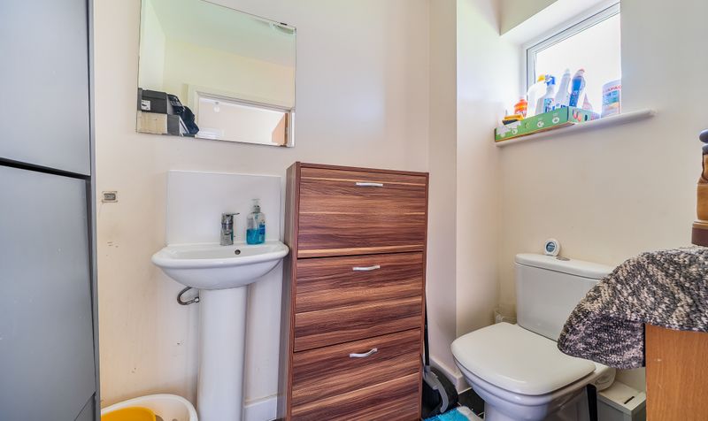 Redwood Drive, Epsom, KT19