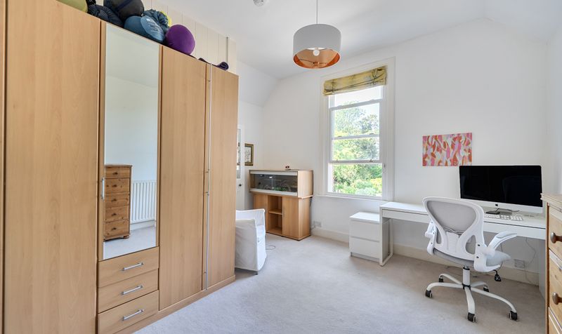 Larkhurst, 11 Highfields, Ashtead KT21 2NL
