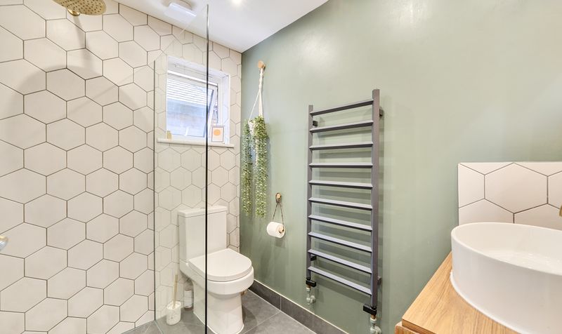 Overdale, Ashtead, KT21