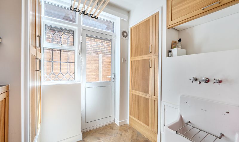 Overdale, Ashtead, KT21