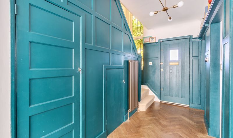 Overdale, Ashtead, KT21