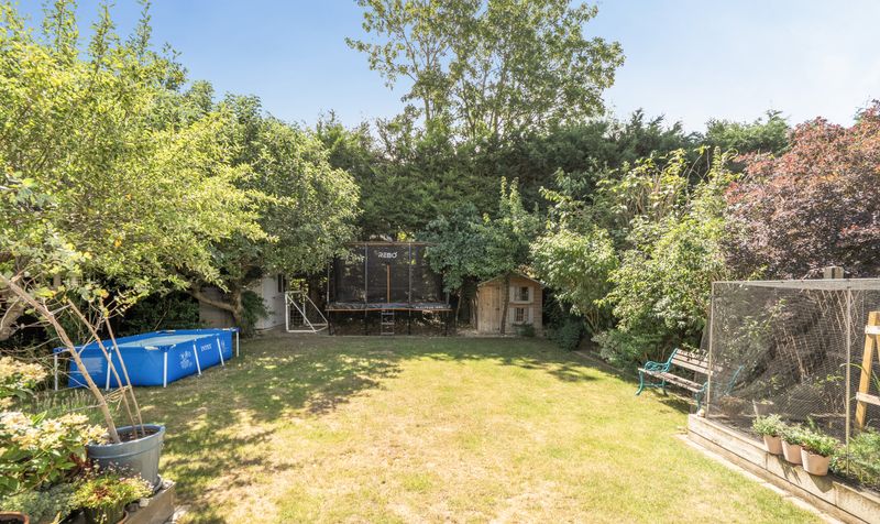 Overdale, Ashtead, KT21