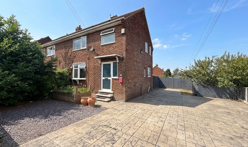 Woodland Close, Hall Green, WF4