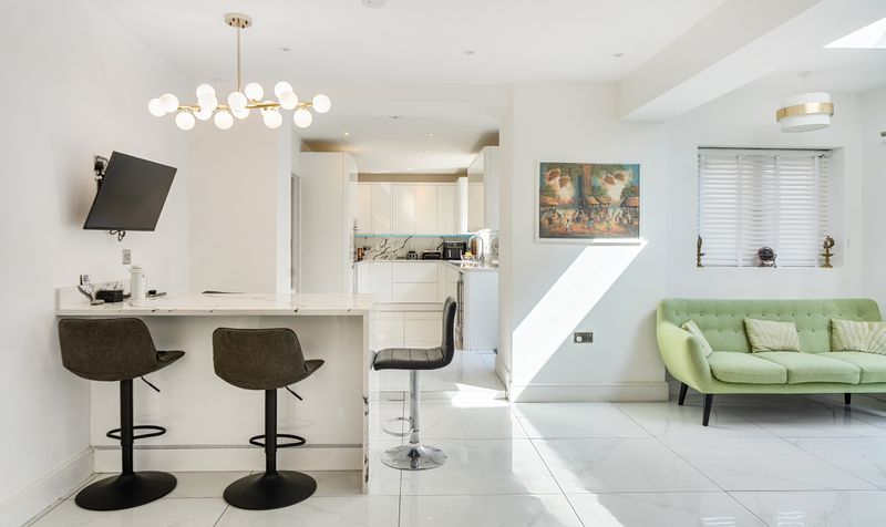 Mulberry Way, Ashtead, KT21