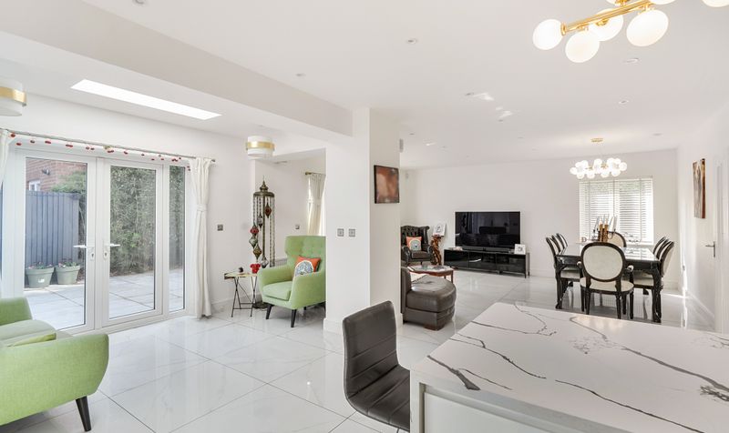 Mulberry Way, Ashtead, KT21