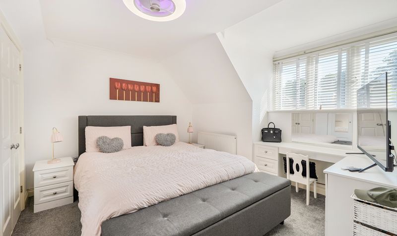 Mulberry Way, Ashtead, KT21