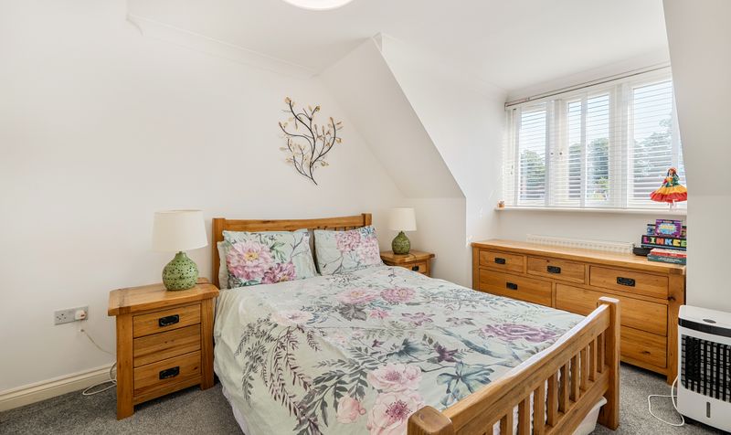 Mulberry Way, Ashtead, KT21