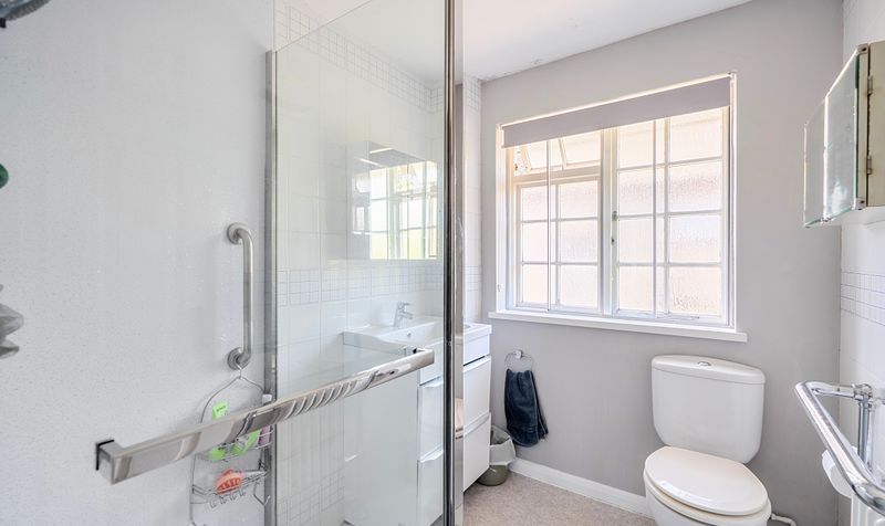 Worple Road, Epsom, KT18