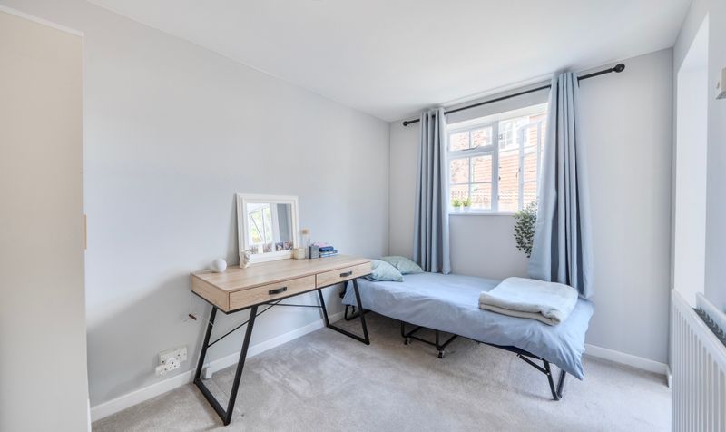 Worple Road, Epsom, KT18