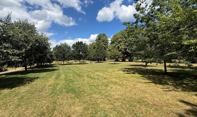 Mulberry Way, Ashtead, KT21