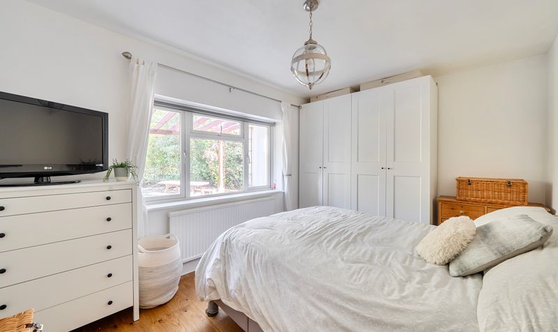 Manor Green Road, Epsom, KT19