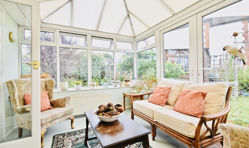 Petters Road, Ashtead, KT21