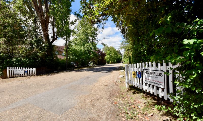 Larkhurst, 11 Highfields, Ashtead KT21 2NL
