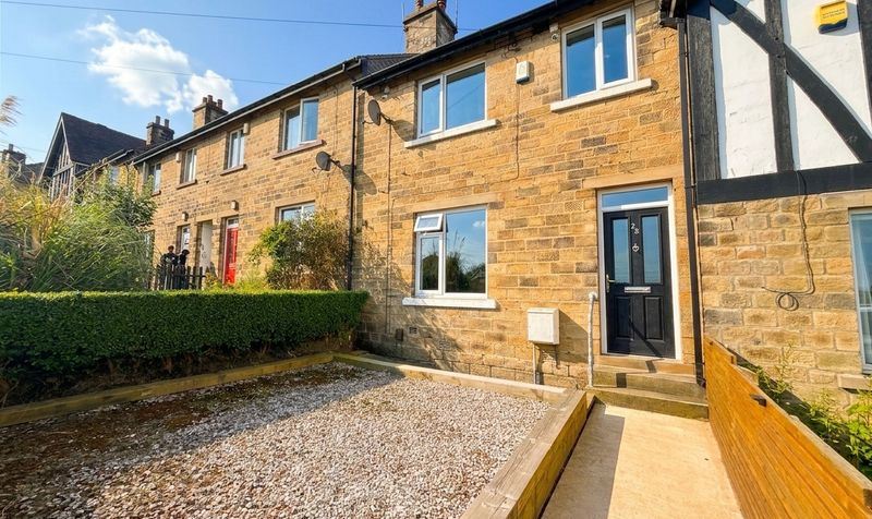 Oakenbank Crescent, Huddersfield, HD5