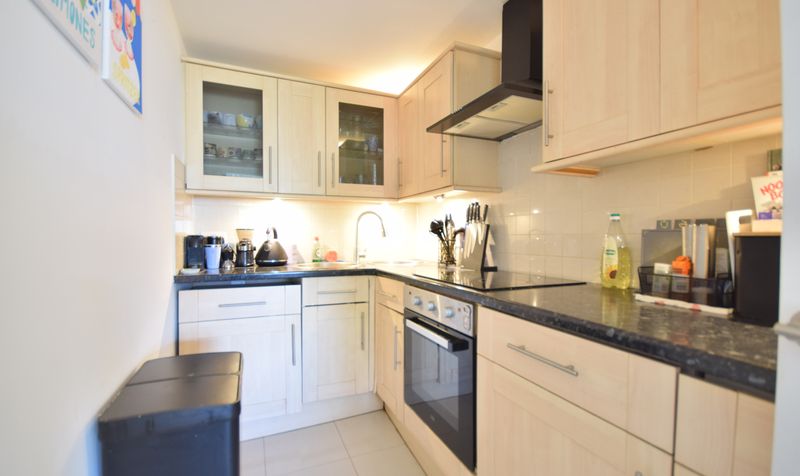 Tadworth Street, Tadworth, KT20