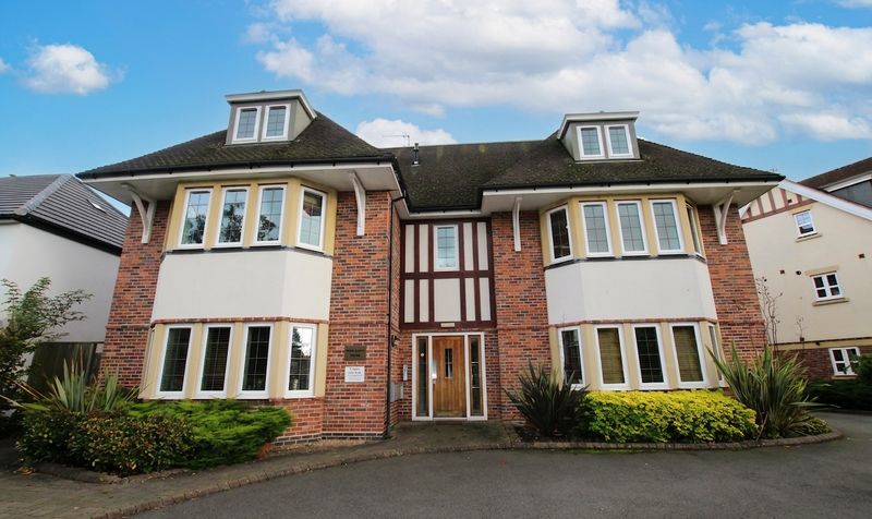 Bedford Road, Wentworth House — main photo